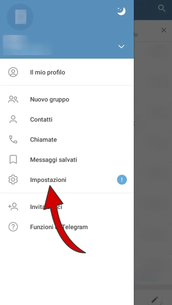 Dal menù che si apre cliccando le tre linee in alto a destra, clicca su impostazioni.